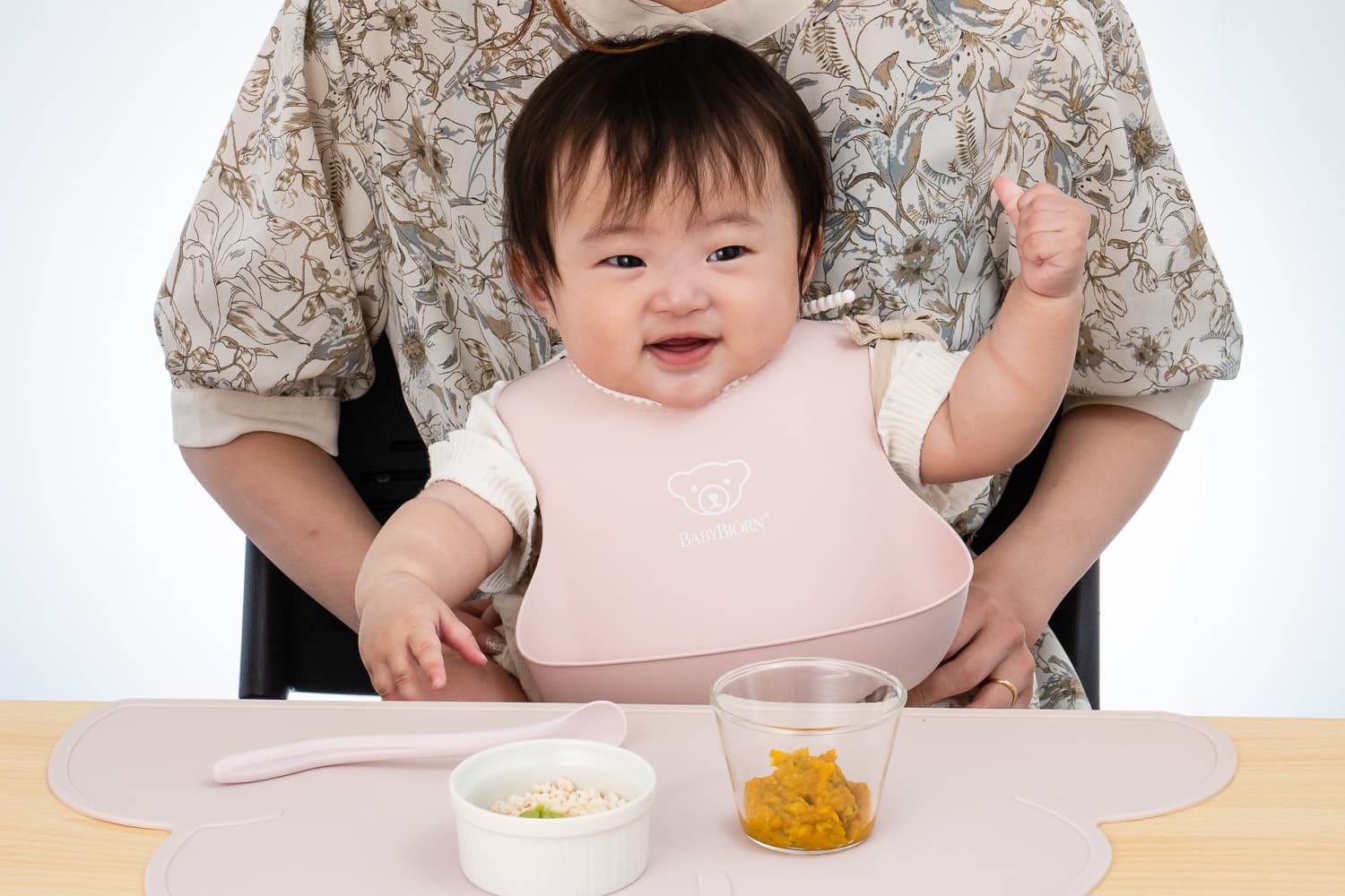 離乳食初期の進め方とは スケジュール 初期に使える食材なども解説 ファーストスプーン